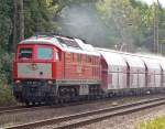 232-201-4 zieht einen Kalkzug durch Ratingen-Lintorf.  ...