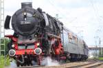 BR 01 01 1066 geschoben von E-Lok 139 312-3 wurde gerade von Dampflok 01 118 �berholt. Aufnahmeort: Mertingen, DON