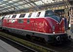 br-220-db-v-200 aufgenommen im April 2009 im K�lner Hbf.