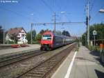 S-Bahn Zurich Re 450 110-2 ''Hittnau'' bei der Einfahrt in Winterthur Seen. Seit der Fahrplan der S26 im T�sstal umgestellt wurde. Finden Kreuzungen der S26 im zweigleisigen Bahnhof Seen statt. Just zu der Zeit wo die S12 ebenfalls in Seen w�re. Deshalb muss wenn die S12 in Seen angekommen ist als Dienstzug nach Winterthur Gr�ze fahren. Dort die Kreuzung abwarten und wieder zur�ck nach Seen fahren, um danach als regul�re S12 nach Brugg zu fahren.