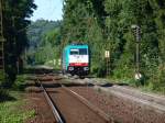 Montzenlinie Aachen-Montzen-Vise 186 203 ist solo auf dem Weg von Aachen West nach Montzen unterwegs. Auf dem Bild kann man gut sehen wie hell das rechte Gleis ist. Das kommt von dem Sand das die Loks vor die R�der streuen wenn sie mit den schweren G�terz�gen bergauf richtung Belgien unterwegs sind.
