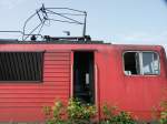 Stromabnehmer Scherenstromabnehmer der 155 175-3 - wie er nicht aussehen sollte - gesehen am 21.06.06