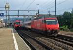 re-460-lokportraits SBB: Die beiden Stars von Anfang der 90-er Jahre: Die Re 450 (046 'Z�rich Affoltern') und die Re 460 (002 'Seeland') waren am 31.7.09 im Bahnhof Dietikon zu sehen.