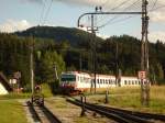 mariazellerbahn-st-polten---mariazell ca. 20.07.2009 aufgenommen. Eine Garnitur der Mariazellerbahn w�hrend der Einfahrt in den Bahnhof Annaberg auf der Fahrt nach St.P�lten.
