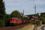 232 437 mit G�terzug in Sulzbach-Rosenberg-H�tte am 29.07.2009  ...
