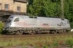 ES 64 U2-100 (HUPAC) f�hrt am 4.8.09 Lz durch Ratingen-Lintorf ...
