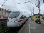 ICE 27 bei der Einfahrt in Regensburg Hbf, 18.07.2009  ...