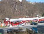 Blick auf das Wolkensteiner Zughotel, mit Salonwagen und Schlafwagen 12.04.2007
 ...