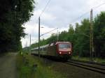 120 142-5 orientrot und mit Lätzchen erreichte sie ganz unverhofft ... 120 142-5 orientrot und mit Lätzchen erreichte sie ganz unverhofft ...