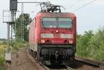BR 143 Lokportraits Die 143 147-7 kommt als Lz in einem Affenzahn durch K�ln Porz Wahn am 29.07.2009