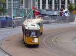  Vierasser 515 und Anh�nger 1001 auf der Linie 10 kurz ...