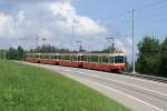 Ein Zug mit dem Be 4/4 54 ab der Spitze ...