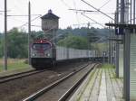 Diesellok BR 250 008 Rote Tiger der -OHE- mit Leer-Güterzug ... Diesellok BR 250 008 Rote Tiger der -OHE- mit Leer-Güterzug ...