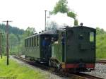 Presnitztalbahn Am 27.06.2009 war es endlich so weit! Die I K Nr.54 absolvierte erste kleinere Testfahrten au�erhalb des Gel�ndes des DLW Meiningen. Hier an der Fahrzeughalle der Pre�nitztalbahn.