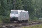 ITL 185 548 f�hrt am 11.8.09 durch Ratingen-Lintorf  ...