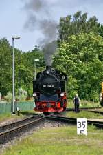 99 1784 beim umsetzen an den Zug nach dem restaurieren ...