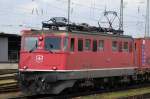 Eine Sch�nheit im Lokportrait: Ae 6/6 11442, des seitlichen Wappens ...