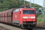 Die 152 017-0 mit DB Cargo Titeln durchf�hrt K�ln West ...
