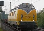 V270.06 der EBW Cargo mit einem Flachwagenzug , aufgenommen am ...