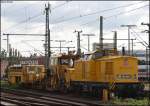 Aus dem Archiv: 203 302 mit einem Bauzug abgestellt in ...