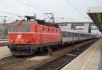 Diese Aufnahme vom 17.11.2007 zeigt die
1044 120 mit dem IC ...