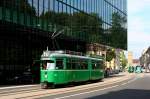 D�wag TW 646 f�hrt gerade am Hotel Ramada beim Messeplatz ...