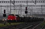 Am 843 009-2 infra mit einem kurzen �bergabe-G�terzug auf dem ...