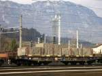 Bauen irgendwo Piramide? 6 Axige Samms wagon,mit riesen Steinw�rfel in ...
