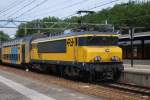 E-Lok 1703 der NS in Bahnhof Dordrecht auf 21/08/09. ... E-Lok 1703 der NS in Bahnhof Dordrecht auf 21/08/09. ...