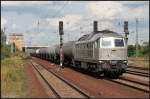 ITL W232.01 mit Kesselwagen. Zwei weitere V400 in der gleichen ...