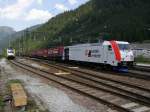 br-185-private 185 664 with containers arriving at the Brenner 01/08/09.