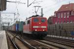 151 039-5 fuhr am 21.08.2009 mit einem Containerzug durch Hannover ...