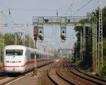 br-402-ice-2 ICE 641/651 nach Berlin rauscht am 6.8.09 dem n�chsten Halt, Hannover entgegen, kurz nach Dedensen/G�mmer