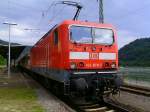 kbs-466-rechte-rheinstrecke 143 878 am 4.8.09 mit der RB von Koblenz nach Wiesbaden mit 5 Minuten Versp�tung bei Halt in Kaub.