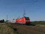 BR 101 mit Zugen 101 121-2 mit EC 114 von Klagenfurt Hbf nach Dortmund Hbf.Am 23.08.09 in Lampertheim.