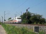 Ein ICE 1 in Richtung Offenburg, 24.08.09 - Bk Basheide. ...