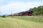 BR 01 Anl�sslich des 150-Jahr-Jubil�ums der Strecke Turgi-Koblenz-Waldshut f�hrte die Pacific 01 202 einen Zubringerzug von Lyss nach Koblenz. Am 22.8.09 erwischte ich diese herrliche Dampflok in Bellach.