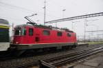 Re 4/4 II 11222: (E)-Motion in Rain ... (Muttenz, 10.08.09)  ...