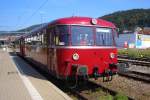 typ-vt-man-schienenbus Der Schienenbus BR 795 mit Beiwagen wartet in Waldshut auf die Abfahrt in Richtung Koblenz am 23.08.09.