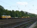 EBW Cargo V300 09 der EBW Cargo mit einem sehr langen Bauzug in Veitsh�chheim, 18.08.2009