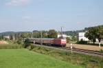 BR 143 mit Zugen Um 17:35 des 6.8.2009 passierte 143 880-3 vom Bh Stuttgart unseren Ansitzpunkt bei km 30 der Filsbahn.