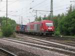 OHE Nr.270081 f�hrt am 12.08. 09 bei tr�bem Wetter mit Fernlicht ...