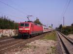 120 133-4 schiebt am ...  Felix H�hne 29.08.2009
