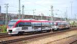 Regiobahn S28 bei der Ausfahrt aus dem D�sseldorfer Hbf am ...