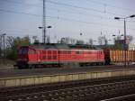 232 685-8 durchf�hrt Berlin Sch�nefeld Flughafen mit einem BSR M�llzug ...