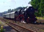 Die 52 8177-9 zieht den Traditionszug zum 11. Bahnhofsfest nach ...