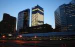 Abendstimmung an der Toronotoer Union Station am 14.8.2009. Ein GO-Z�ge ...
