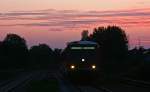 br-628-----928--629 Ein 628 f�hrt am Abend des 27.08.09 in den Bahnhof Marktl in Oberbayern ein.