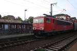 BR 155 Die BR 155 128-2 fuhr mit ihrem G�terzug am 26.08.09 durch Leer (Ostfriesland).