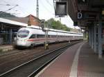 411 010-2 (ICE-T) nach Frankfurt(Main)Hbf um 17.50 Uhr.  ...